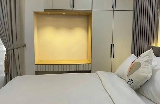 Metrohut Service Apartments