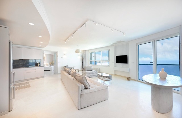 Miami Vibes 2BR in Isrotel tower by HolyGuest
