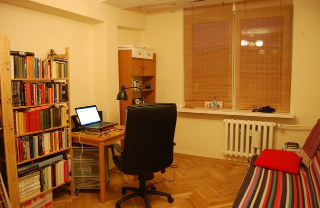 Mid century charm and calm in elegant villa close to the city center