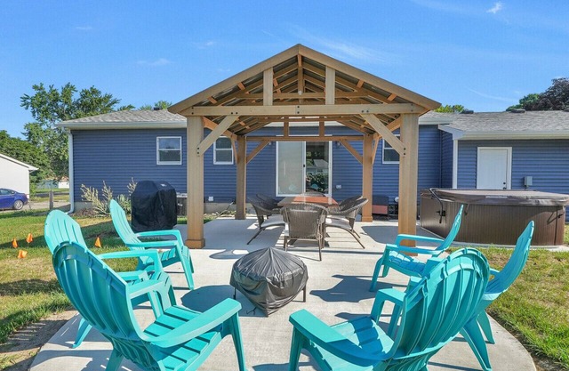 Mid-Century Modern | Hot Tub | Game Room | Fenced Yard | 4BR 2BA | EV Charger