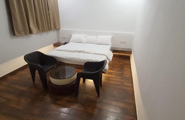 Midway Treat Sanctuary Resort & Restaurant