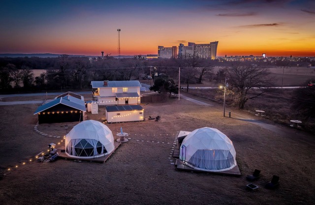 Midweek Dream Lux Dome near Casino and Lake