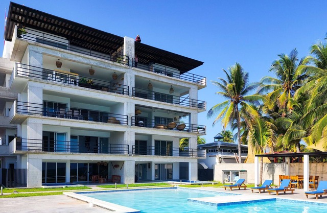 Milamar Front Beach Apartment