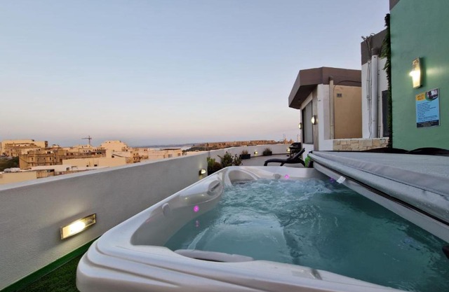Millennium Penthouse with private Hot Tub Gozo