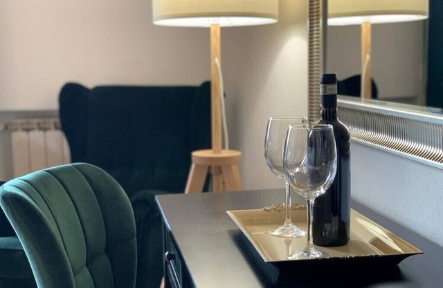 MiniApartment-1 bedroom, 2 km from the Center, FREE Parking, garden