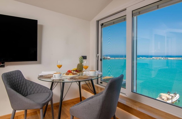 Minimal Loft with Sea View over Zakynthos Harbor!