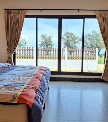 Mirinda Beach Resort