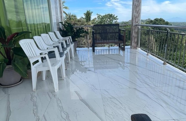 MJ’s Homestay, Charming 2-bedroom house with WiFi, AC, free airport pick up.