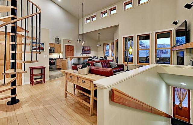 Moab Springs Ranch: Loft, Garage, 2 BR, 2 BA, Pool, Park, Spa