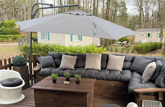 Mobile Home Tout Équiper Dans Camping 3 Étoiles