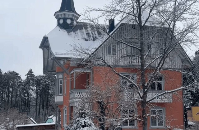 Moderne Ferienwohnung in Alter Villa am Rande des Thüringer Waldes