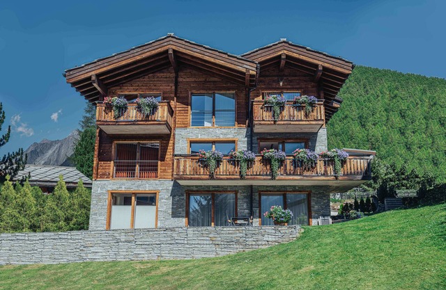 moderen apartment, right on the slopes, Pets welcome,
