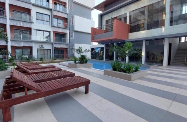Modern 1-bed Seaside Flat W/Pool Bijilo