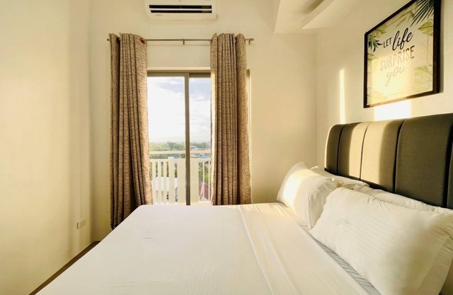 Modern 1-Bedroom Condo with Balcony at WV Towers