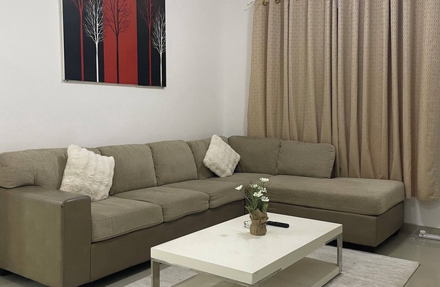 Modern 1 Bedroom Entire Apartment