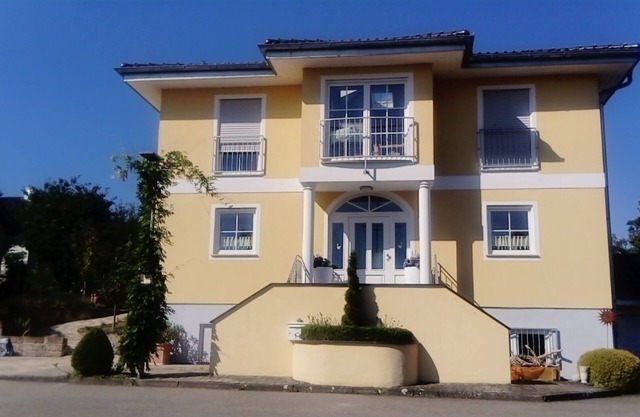 modern 2 1/2 room apartment near the lake near Tripsdrill near Heilbronn