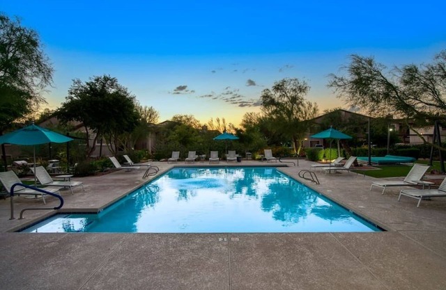 Modern 2-BR Condo North Scottsdale