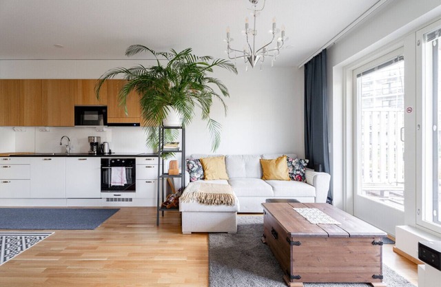 Modern 2BR Apt. with Sauna, Terrace & Free Parking