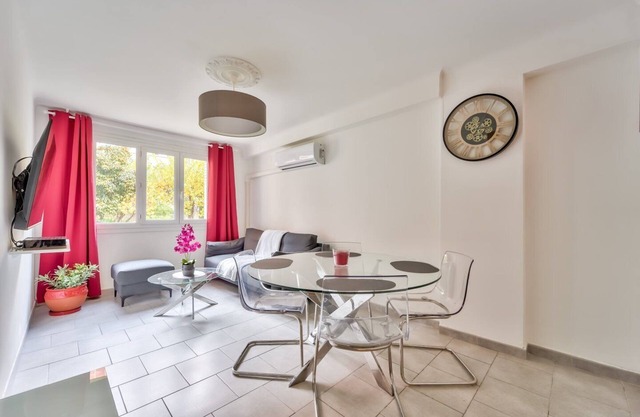 Modern 2BR Flat - Haut de Nice
