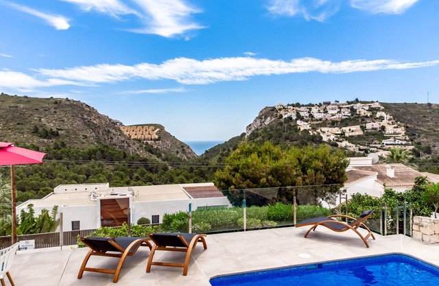 Modern 3-bed Villa with Heated Private Pool, Hot Tub, Sea views, & Garden