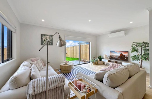 Modern 4BR A New Home in Clyde