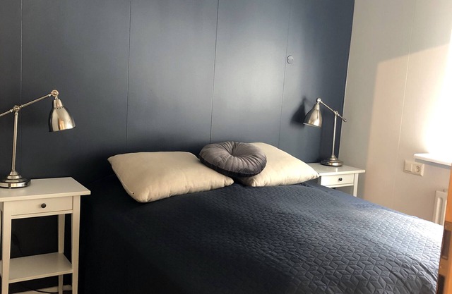 Modern and cozy 1 bedroom apartment located in the heart of Akureyri city centre