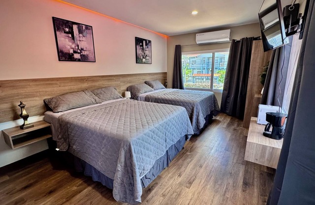 Modern and luxurious for 4