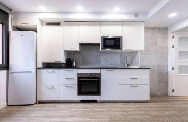 Modern and spacious apartment well located