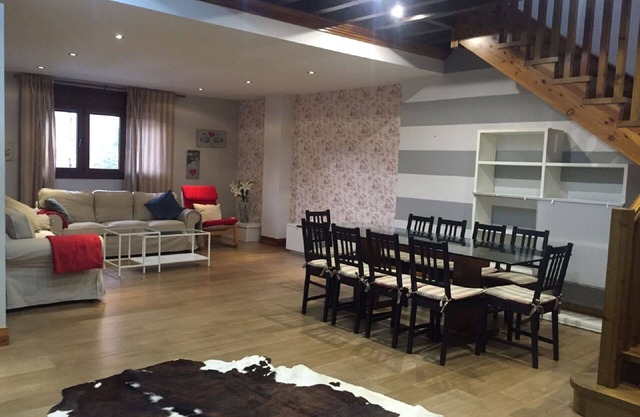 Modern Apartment 250 m2 at 10 "walk from the Historic District