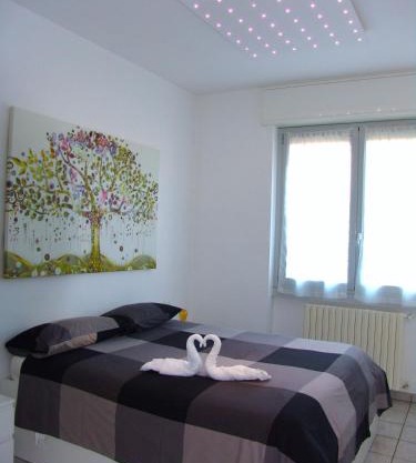 Modern Apartment Luci & Stelle near Lake Como