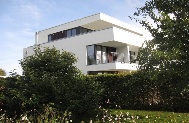 Modern apartment with stunning views of the water and the Rügen Bridge