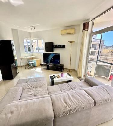 Modern apt - Close to the beach & PV