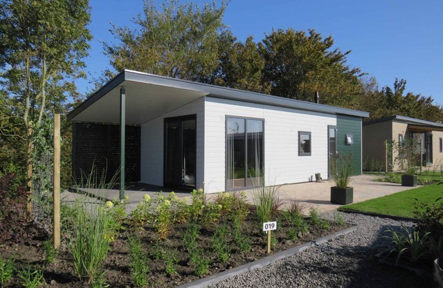 Modern chalet with dishwasher near Markermeer