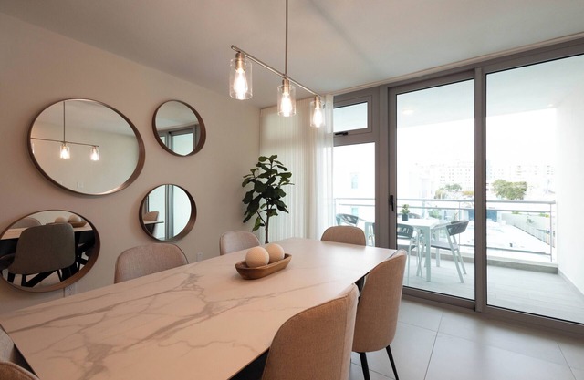 Modern Comfort in Central Isla Verde