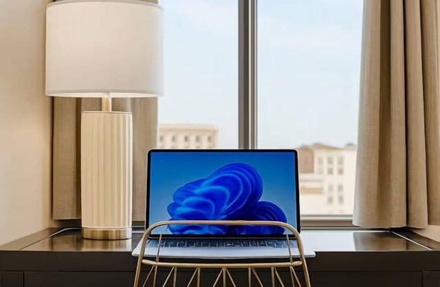 Modern Condo|DWNTN Hartord| XL Center| GYM