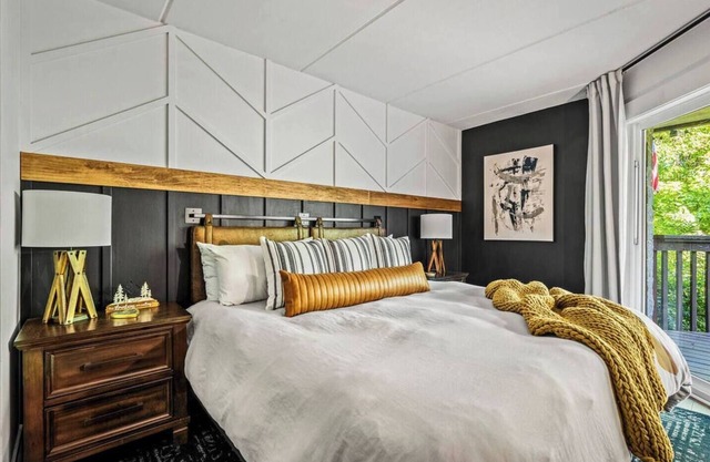 Modern Condo, King/Queen, Close 2 Downtown