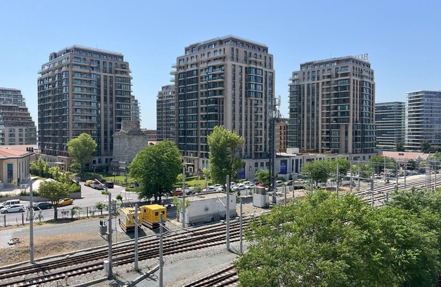 Modern Cozy Apartment next to ISTANBUL Fisekhane & Marmaray