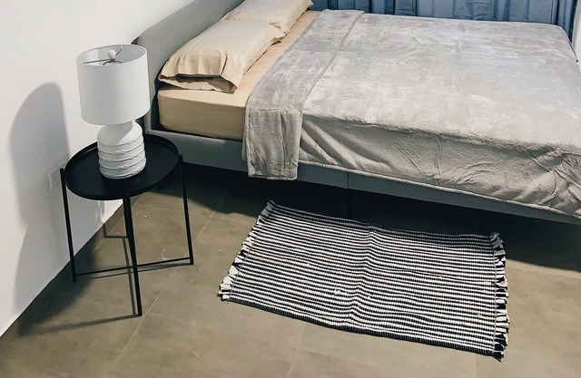 Modern & Cozy Studio - Centrally Located