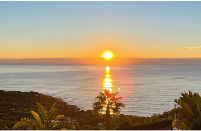 MODERN DUPLEX PENTHOUSE IN URB. LUXURY - SEA AND PINE FOREST VIEWS - SEA & PINES
