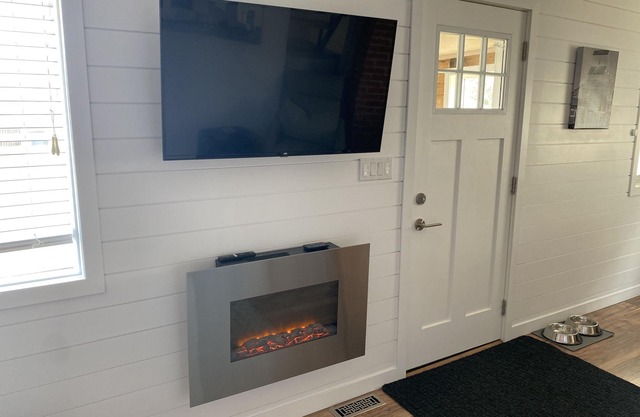 Modern Farmhouse close to the best lakes