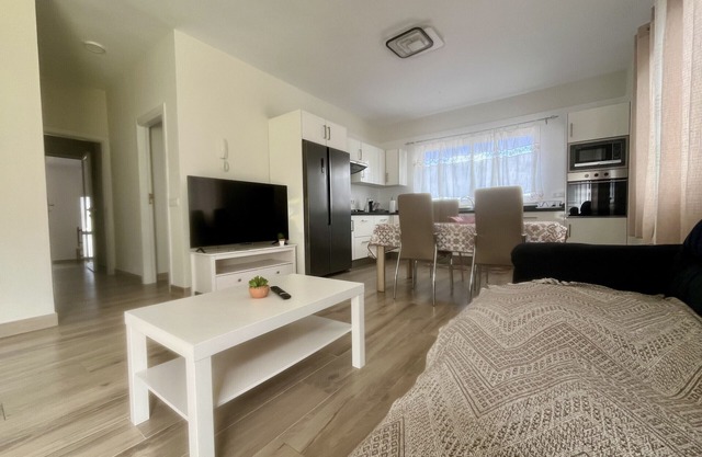 Modern House with beautiful Views of Teide for up to 4 people