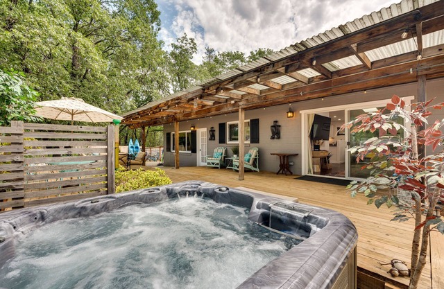 Modern Meadow Vista Vacation Home w/Spacious Deck