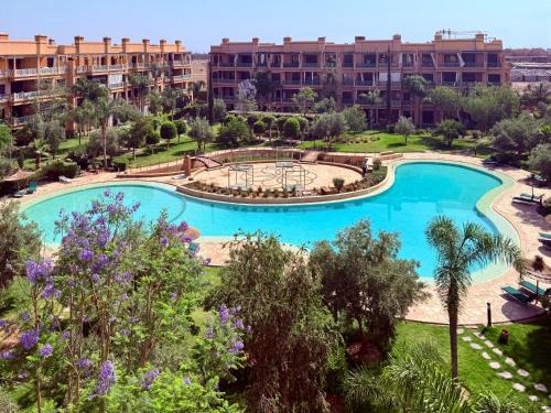 Modern - Moroccan 2BR with Panoramic Pool View
