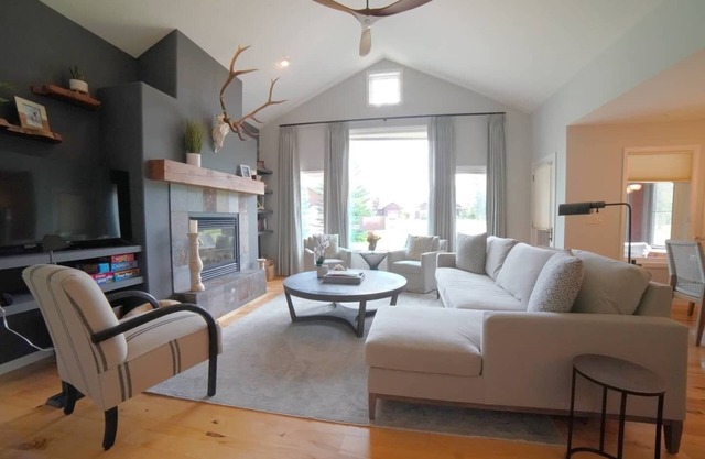 Modern Mountain Family Home on Ski Hill Road, near Grand Targhee