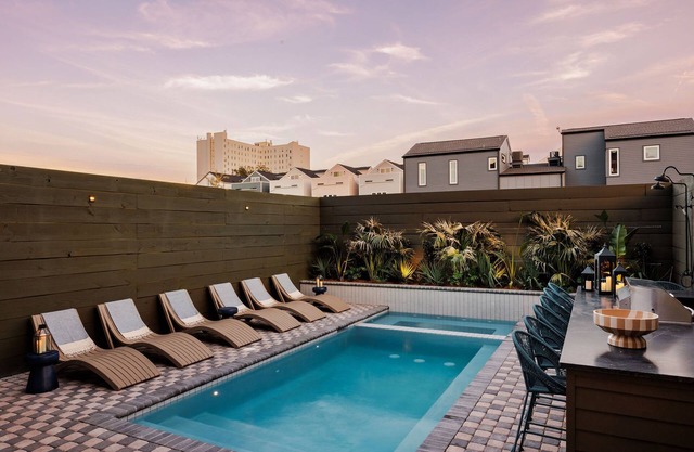 Modern New Homes | Heated Pools and Spas
