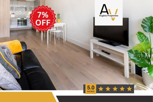 Modern One-Bedroom Apartment - Central Location, Free Wi-Fi, 4 Mins from Station By AV Hughes Properties