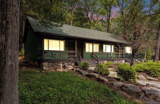 Modern Pocono Retreat | Firepits | Pet Friendly