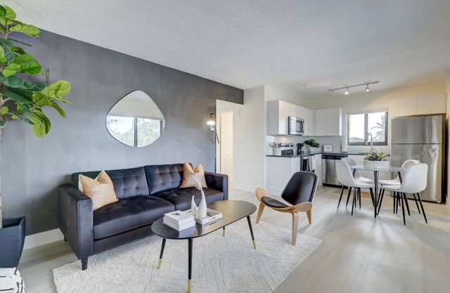 Modern & Rlx space for 6 ppl
