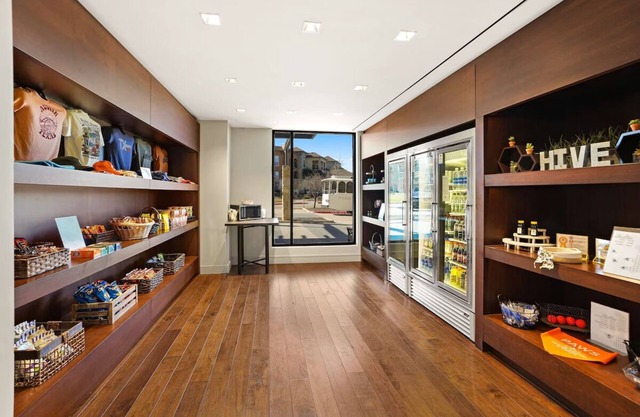 Modern Room w/Scenic Rooftop Dining, Cozy Atmosphere, & Outdoor Pool