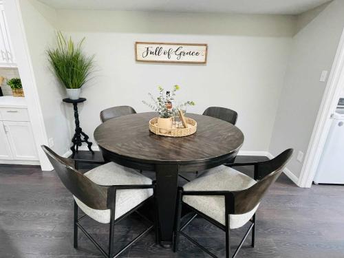Modern & Spacious Apartment in West Houston Close to City Attractions
